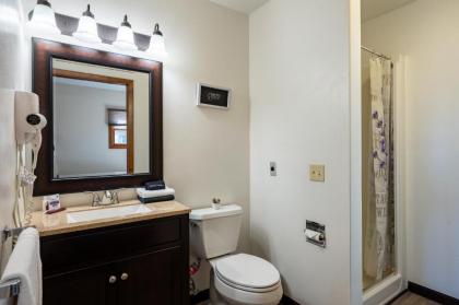 Sister Bay Inn - image 4