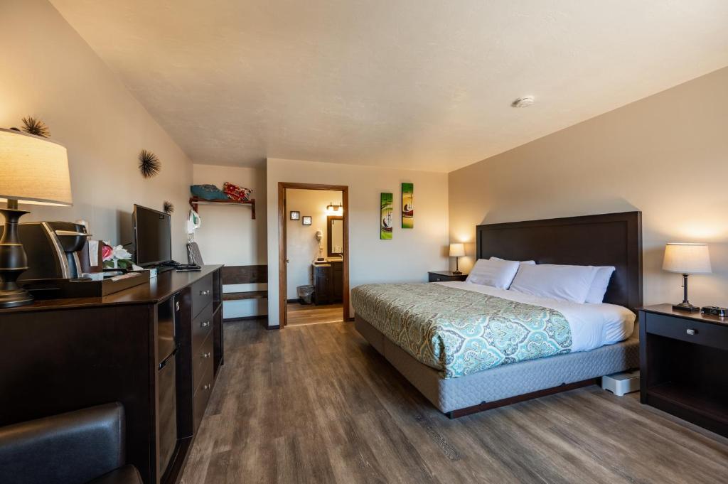 Sister Bay Inn - image 6