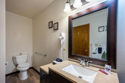 Sister Bay Inn - image 9