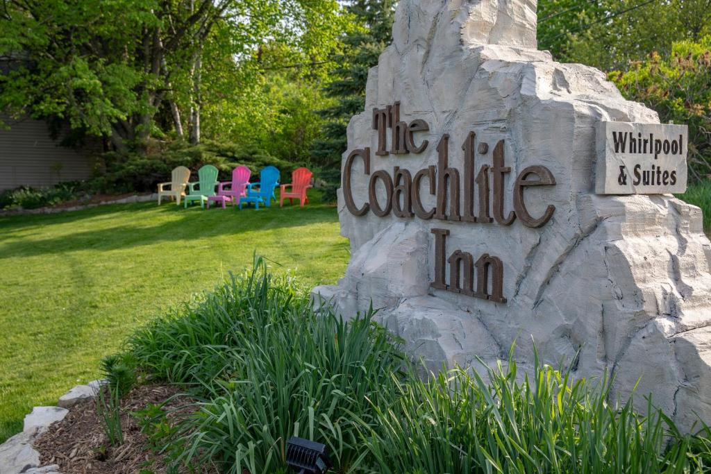 Coachlite Inn - main image