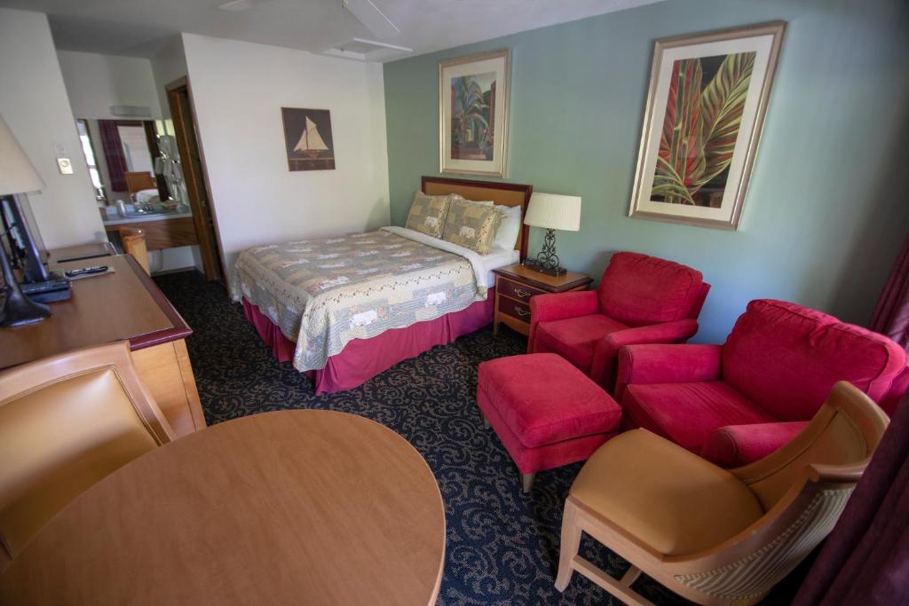 Coachlite Inn - image 2
