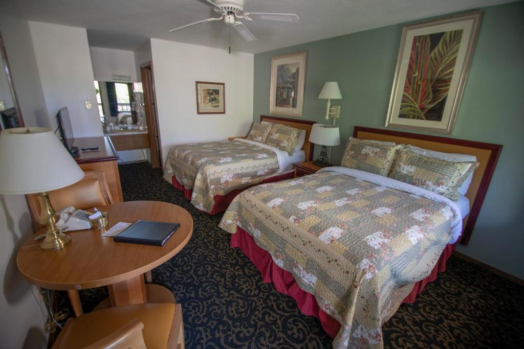 Coachlite Inn - image 7