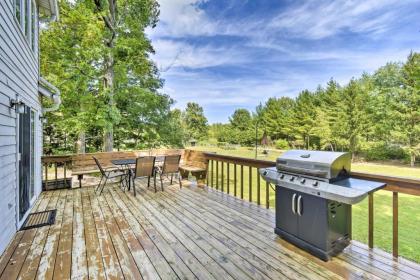 Updated Home with Deck 2 Mi to Sister Bay Beach - image 12