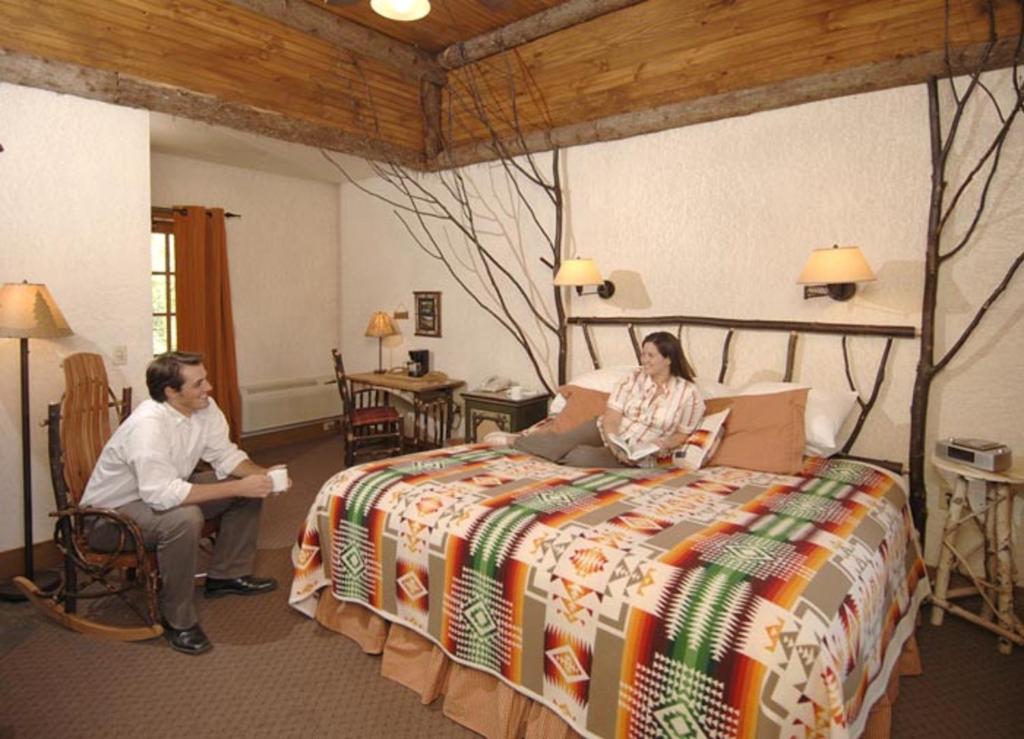 Finger Lakes Lodging - image 7