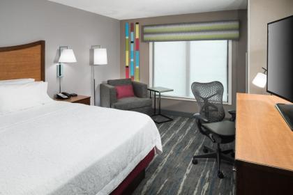 Hampton Inn & Suites Chicago North Shore - image 21