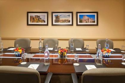 DoubleTree by Hilton Hotel and Conference Center Chicago North Shore - image 21