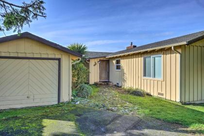 Rustic Coastal Smith River Cottage with Ocean Views! - image 13
