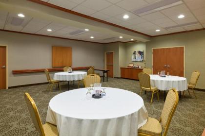 Hampton Inn & Suites Providence / Smithfield - image 9