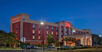 Hampton Inn & Suites Smithfield - image 14