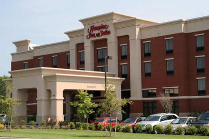 Hampton Inn & Suites Smithfield - image 7