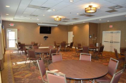 Holiday Inn Express & Suites - Smithfield/Selma an IHG Hotel - image 9