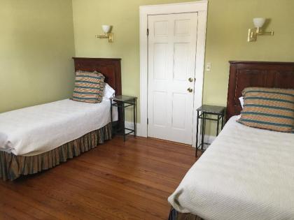 Smithfield Inn - image 14