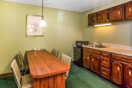 Rodeway Inn & Suites Smyrna - image 5