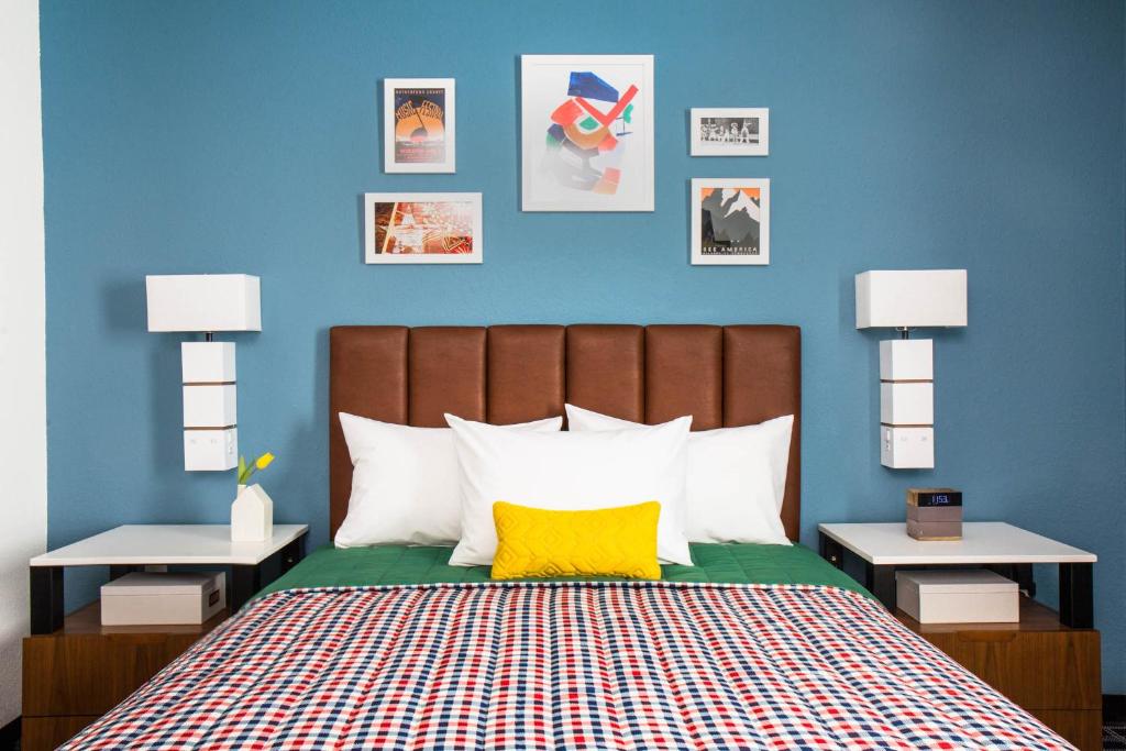 Uptown Suites Extended Stay Nashville/Smyrna - main image