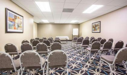 La Quinta by Wyndham Snellville - Stone Mountain - image 2