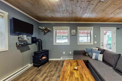 Snowdrop Summit Cabin - image 14