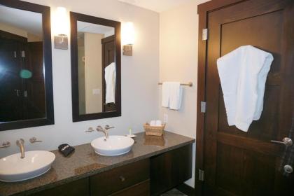 120 Carriage Way 2205 - image 14