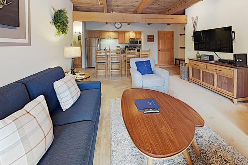 Timberline Condominiums 1 Bedroom Unit A2B - main image