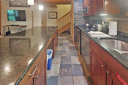 Timberline Condominium 1 Bedroom Loft Unit C3G - image 5