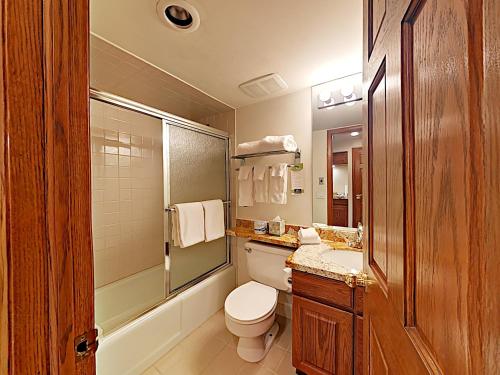 Timberline Condominium Studio Unit 214 - main image