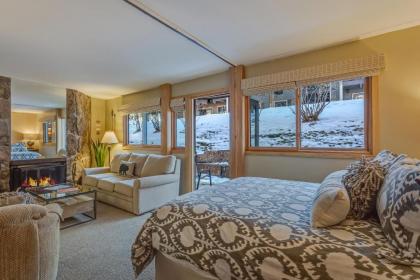 Laurelwood Condominiums 402 - image 17