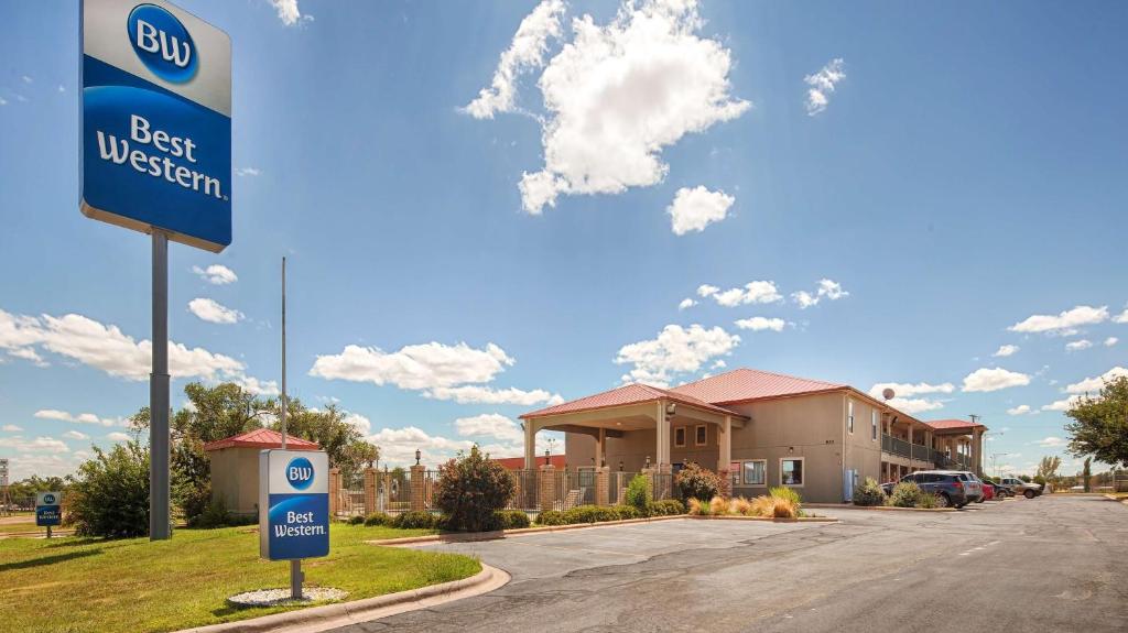Best Western Snyder Inn - main image