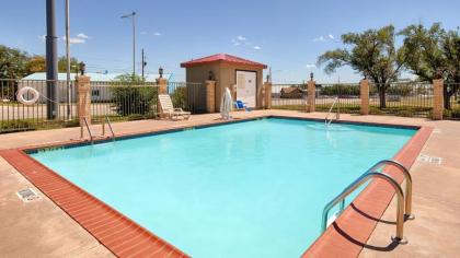 Best Western Snyder Inn - image 12