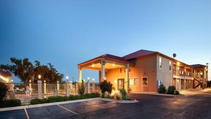 Best Western Snyder Inn - image 2