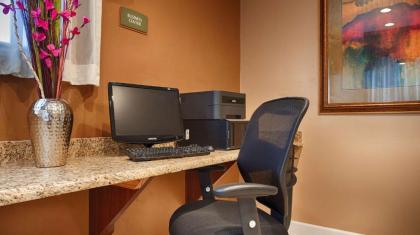 Best Western Snyder Inn - image 8