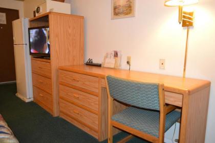Purple Sage Motel - image 11