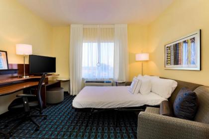 Fairfield Inn & Suites by Marriott Snyder - image 12