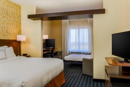Fairfield Inn & Suites by Marriott Snyder - image 2