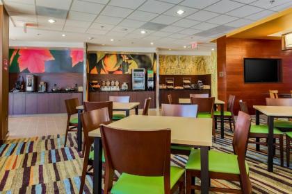 Fairfield Inn & Suites by Marriott Snyder - image 5