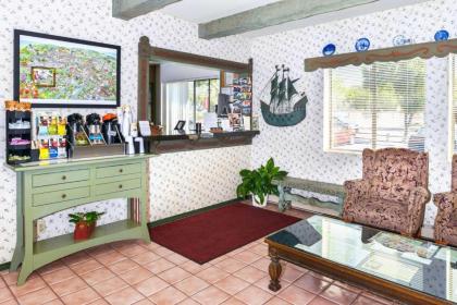 Svendsgaard's Lodge- Americas Best Value Inn & Suites - image 14