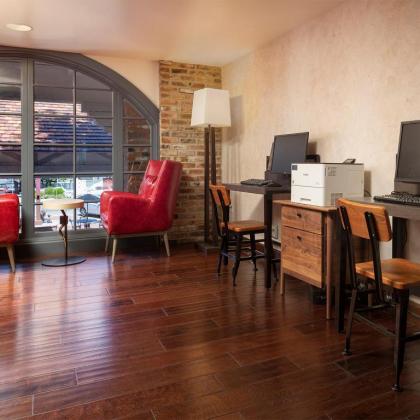 Hotel Corque - image 9
