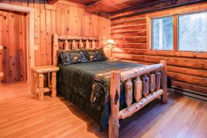 Blacktail Cabin - image 6