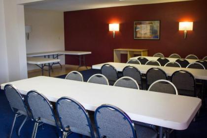 Red Roof Inn Somerset KY - image 11