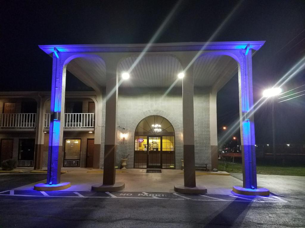 Americas Best Value Inn - Somerset - main image