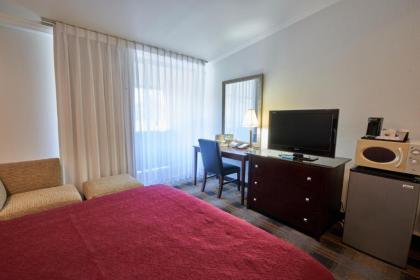 Riverview Inn & Suites - image 14