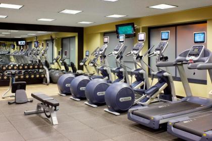 DoubleTree by Hilton Hotel & Executive Meeting Center Somerset - image 8