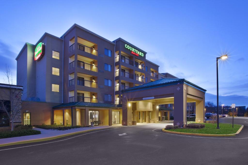 Courtyard by Marriott Somerset - main image