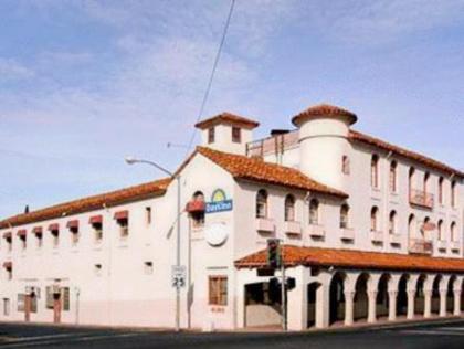 Historic Sonora Inn