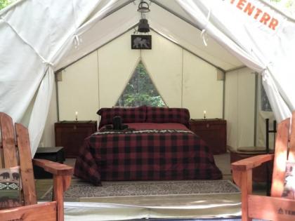 Luxury tents in South Barre Vermont