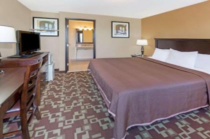 Travelodge by Wyndham Newport - image 3