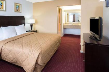 Days Inn by Wyndham Newport OR - image 2