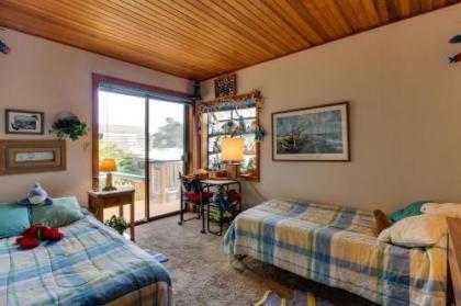 Hill Villa - image 3
