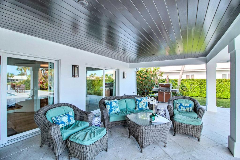 Lavish Vero Beach Escape with Hot Tub and Dock! - image 4
