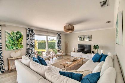Lavish Vero Beach Escape with Hot Tub and Dock! - image 8