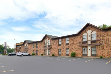Americas Best Value Inn - South Bend - image 10