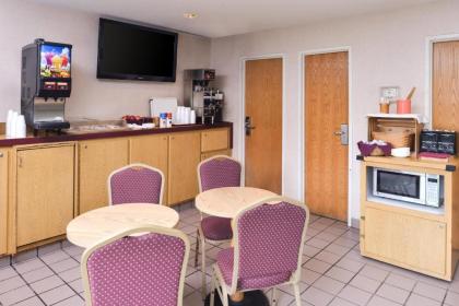 Americas Best Value Inn - South Bend - image 15